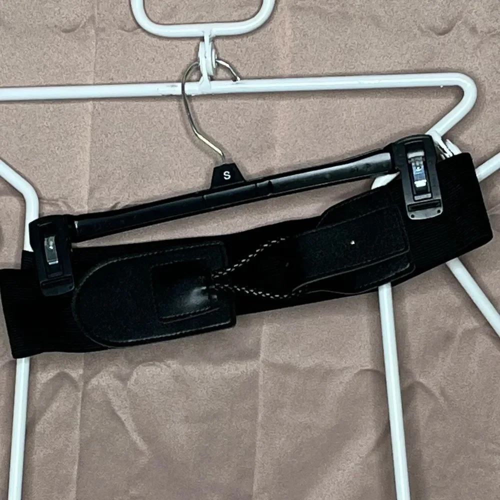 Elastic Faded Glory belt size 12/14